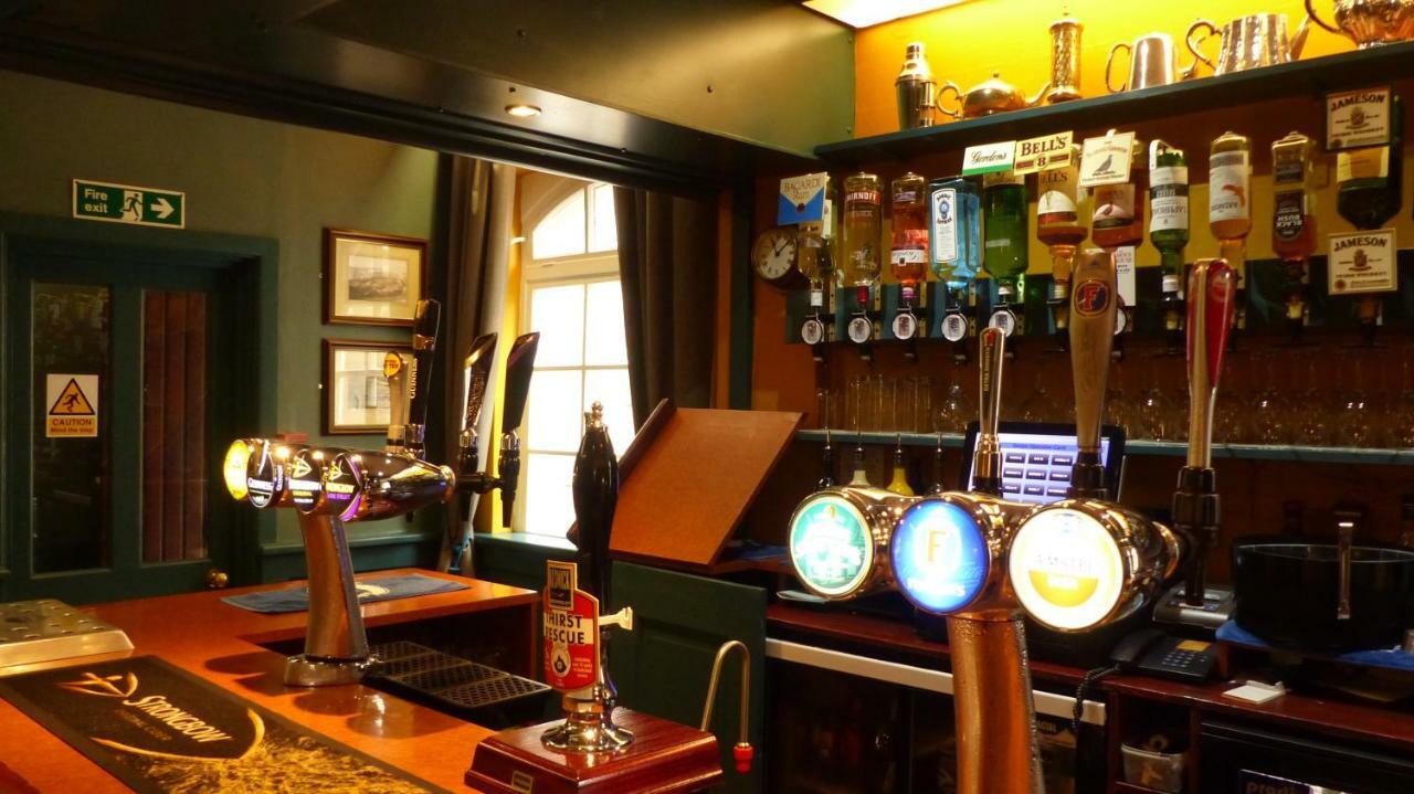 The Waverley Hotel Whitehaven Exterior photo